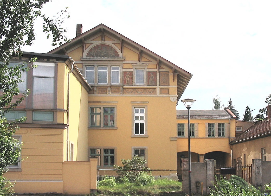 1280px-Radebeul_Ziller2